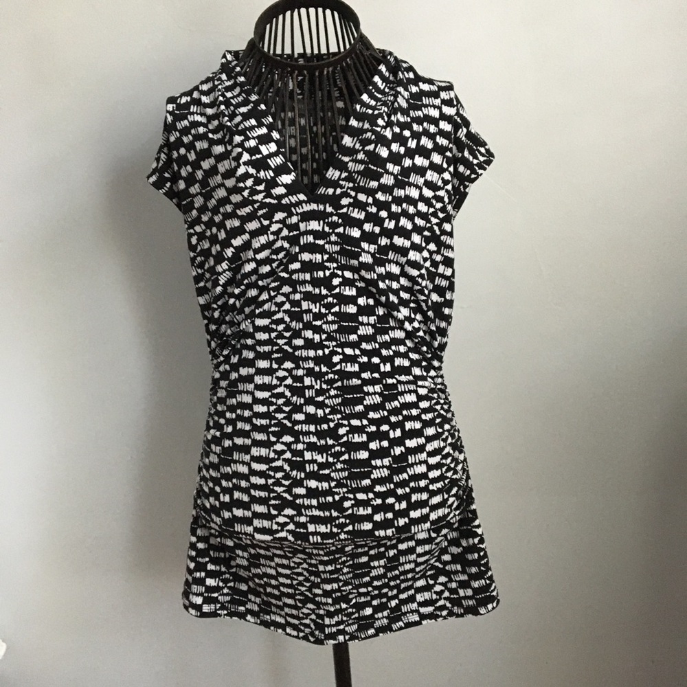 Vince Camuto Sleeveless Blouse Ruched Sides